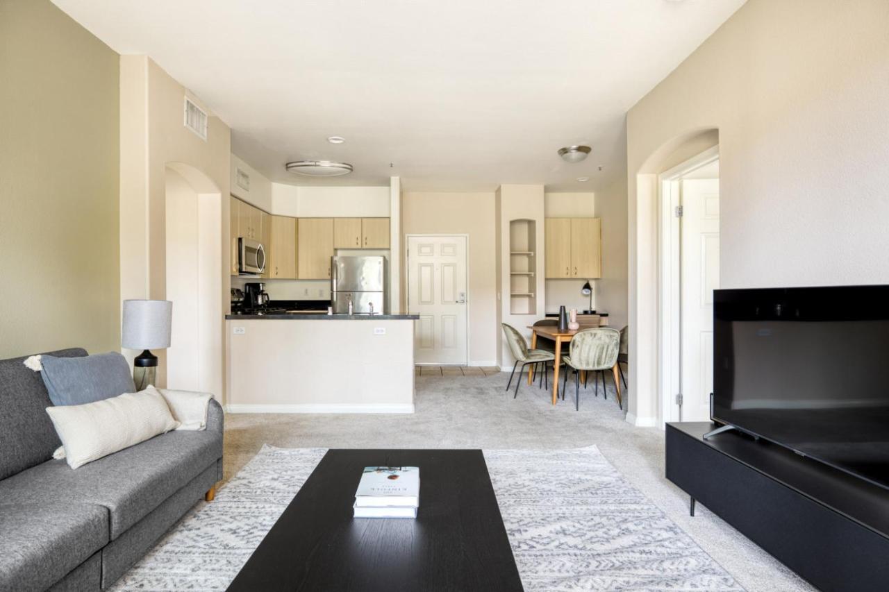 Apartamento Playa Del Rey 2br W Pool Jacuzzi Gym Nr Lax Lax-771 Los Ángeles